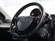 Toyota Aygo VVT-I X-PLAY 13