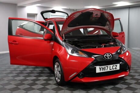 Toyota Aygo VVT-I X-PLAY 15