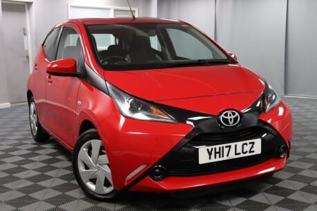 Toyota Aygo VVT-I X-PLAY 19