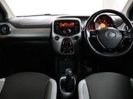 Toyota Aygo VVT-I X-PLAY 38