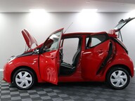 Toyota Aygo VVT-I X-PLAY 4