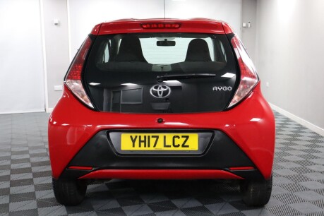 Toyota Aygo VVT-I X-PLAY 8