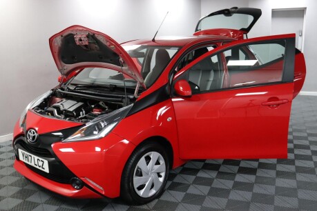 Toyota Aygo VVT-I X-PLAY 16