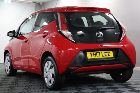 Toyota Aygo VVT-I X-PLAY 22