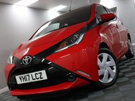 Toyota Aygo VVT-I X-PLAY 32