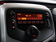 Toyota Aygo VVT-I X-PLAY 37