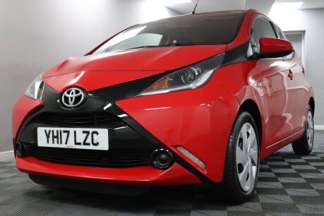 Toyota Aygo VVT-I X-PLAY 28