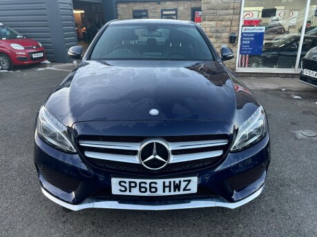 Mercedes-Benz C Class C250 D AMG LINE 17