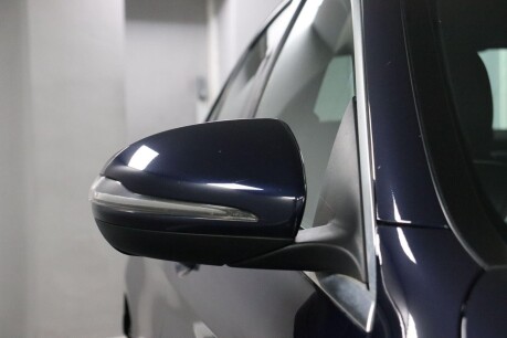Mercedes-Benz C Class C250 D AMG LINE 31