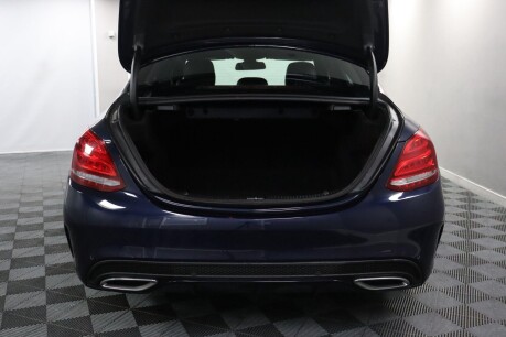 Mercedes-Benz C Class C250 D AMG LINE 32
