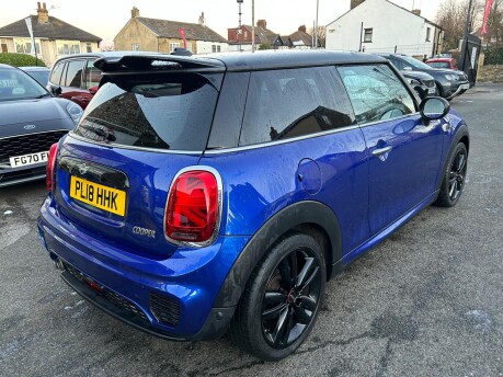 Mini Hatch COOPER 8