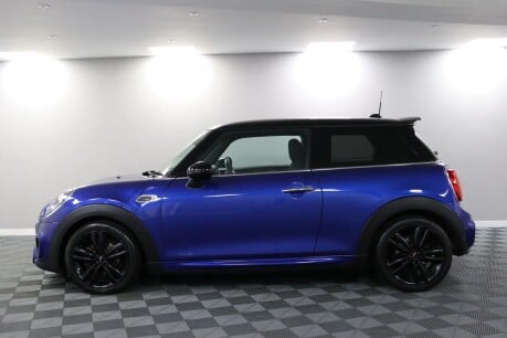 Mini Hatch COOPER 18