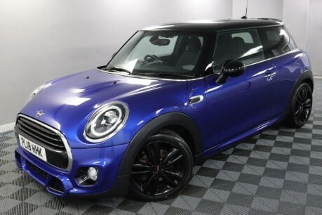 Mini Hatch COOPER 20