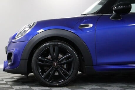 Mini Hatch COOPER 27