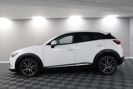 Mazda CX-3 SPORT NAV 18