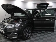 Nissan Qashqai DIG-T N-CONNECTA 16