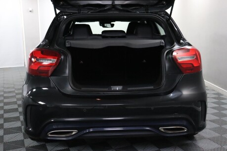 Mercedes-Benz A Class A 180 AMG LINE PREMIUM 14