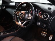 Mercedes-Benz A Class A 180 AMG LINE PREMIUM 3