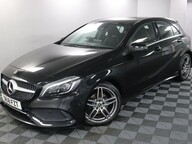 Mercedes-Benz A Class A 180 AMG LINE PREMIUM 20