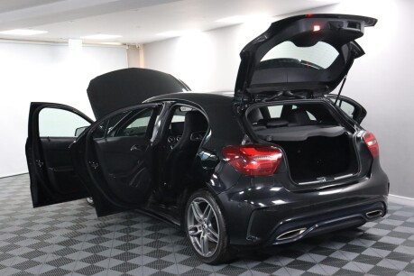 Mercedes-Benz A Class A 180 AMG LINE PREMIUM 21