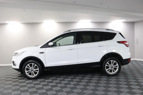 Ford Kuga TITANIUM 18