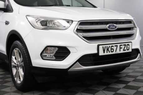 Ford Kuga TITANIUM 8