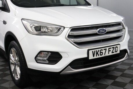 Ford Kuga TITANIUM 9