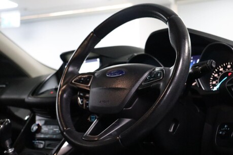 Ford Kuga TITANIUM 14