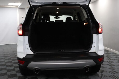 Ford Kuga TITANIUM 24