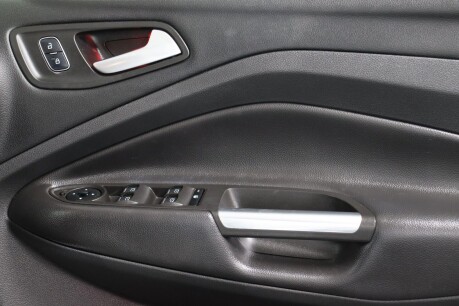 Ford Kuga TITANIUM 30