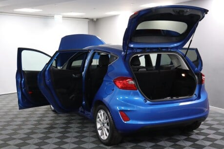 Ford Fiesta TITANIUM 21