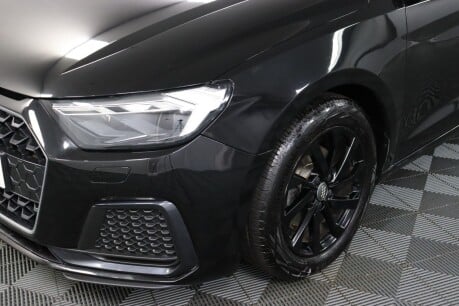 Audi A1 SPORTBACK TFSI SPORT 31