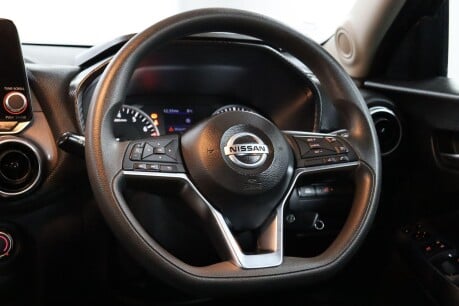 Nissan Juke DIG-T ACENTA 45