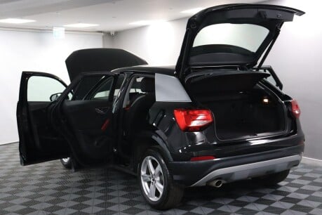 Audi Q2 TFSI SPORT 20