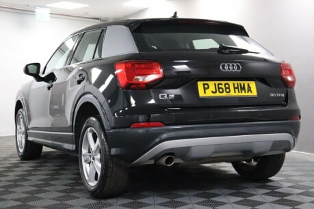 Audi Q2 TFSI SPORT 28