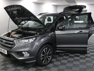 Ford Kuga ST-LINE 16