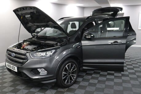 Ford Kuga ST-LINE 16