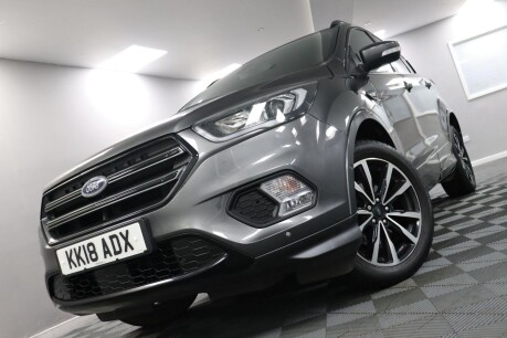 Ford Kuga ST-LINE 32