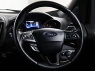 Ford Kuga ST-LINE 46