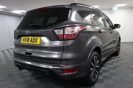 Ford Kuga ST-LINE 11