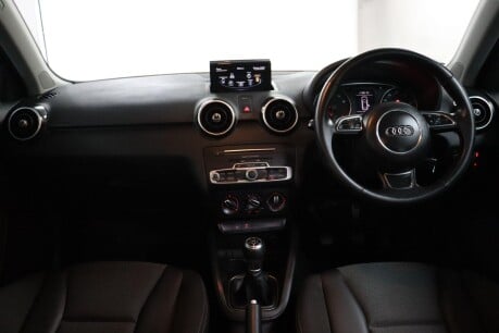 Audi A1 SPORTBACK TFSI SPORT 39