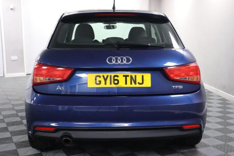 Audi A1 SPORTBACK TFSI SPORT 19