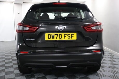 Nissan Qashqai DIG-T ACENTA PREMIUM 8