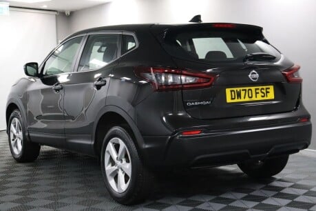 Nissan Qashqai DIG-T ACENTA PREMIUM 10