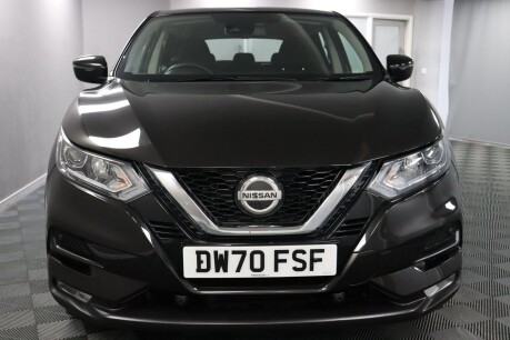 Nissan Qashqai DIG-T ACENTA PREMIUM 2