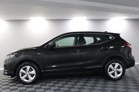 Nissan Qashqai DIG-T ACENTA PREMIUM 16