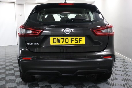 Nissan Qashqai DIG-T ACENTA PREMIUM 17