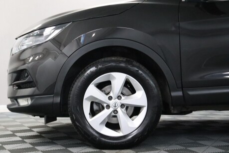 Nissan Qashqai DIG-T ACENTA PREMIUM 19