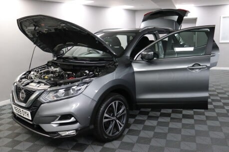 Nissan Qashqai DIG-T N-CONNECTA 12