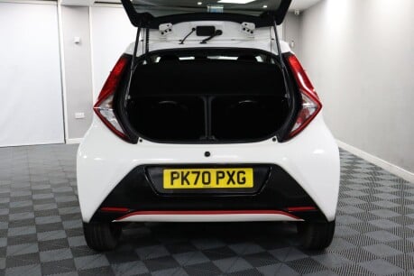 Toyota Aygo VVT-I X-TREND TSS 14